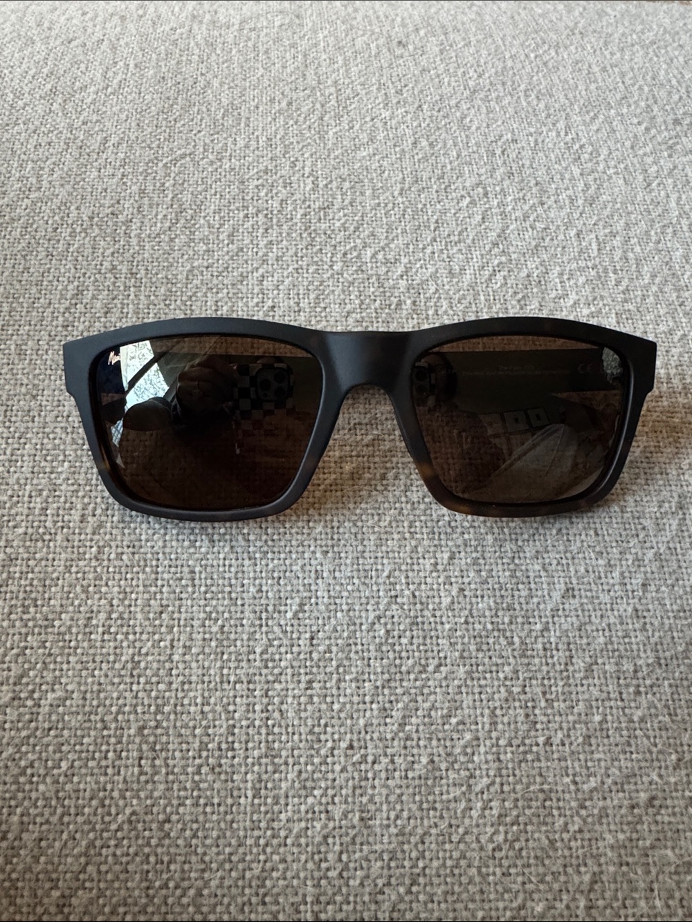 NIB Maui Jim The Flats Sunglasses with Case